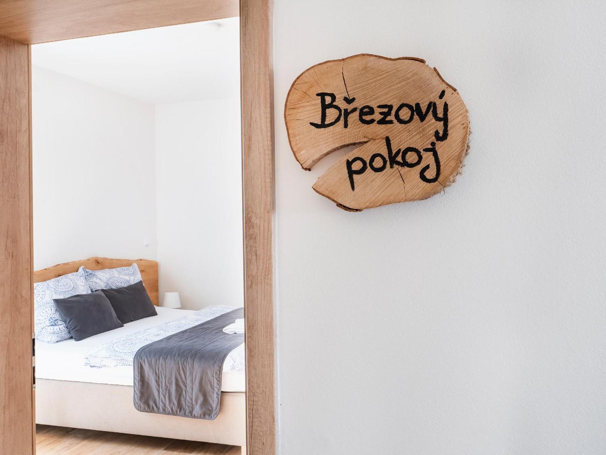 Hotel Andel Penzion & Cafe Rožnov pod Radhoštěm Pokój zdjęcie